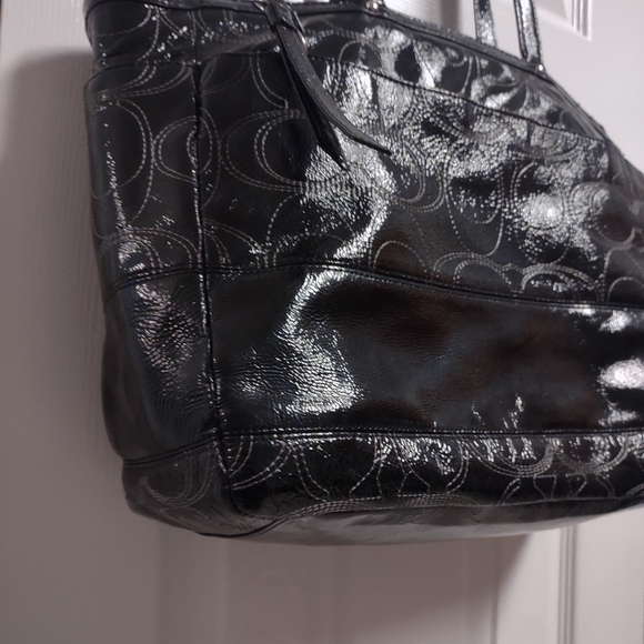 Coach  Patent Leather Bag - Picture 4 of 8